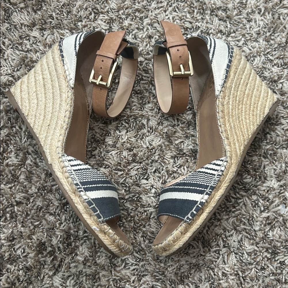 Vince Camuto Striped Tan Espadrille Sz 8.5